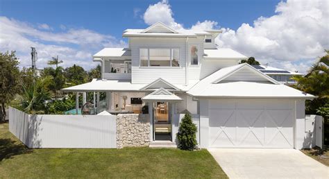 prize home burleigh heads